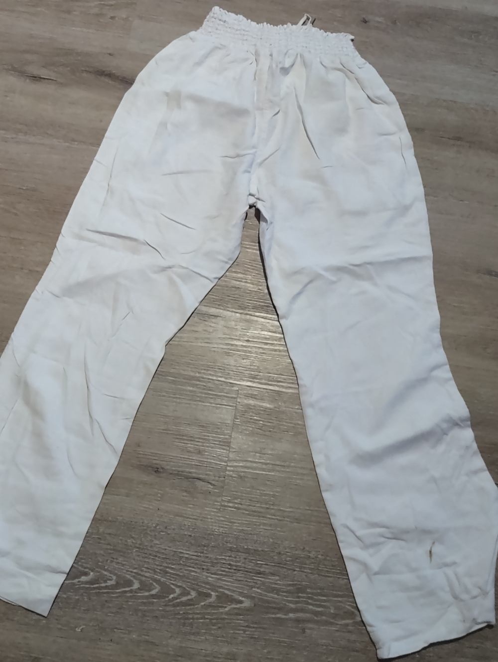 Women's White Elastic-Waist Casual Pants